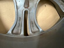 Laden Sie das Bild in den Galerie-Viewer, 1x Alufelge 17 Zoll 7.0&quot; 5x108 50ET Glanz 7X17ET50 JX7C-1007-F1A Ford Focus