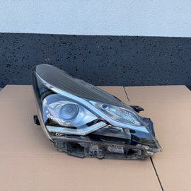 Frontscheinwerfer Toyota Yaris Rechts Scheinwerfer Headlight SCH7855544338ti