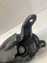 Load image into Gallery viewer, Frontscheinwerfer Toyota Yaris K0-6EU Rechts Scheinwerfer Headlight SCH5847142628gj