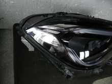 Laden Sie das Bild in den Galerie-Viewer, Frontscheinwerfer Mercedes-Benz Gla H247 A2479065006 LED Rechts Headlight SCH9761326771cq
