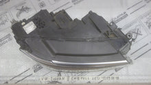 Load image into Gallery viewer, Frontscheinwerfer VW Tiguan 5NB941082D LED Rechts Scheinwerfer Headlight SCH7268899102iz