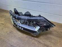 Laden Sie das Bild in den Galerie-Viewer, Frontscheinwerfer Mitsubishi Outlander III ECM921-22A20 Rechts Headlight