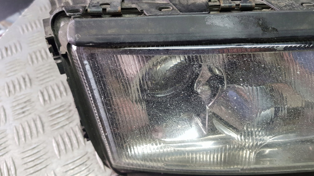 Frontscheinwerfer Audi A8 1301073016 Xenon Rechts Scheinwerfer Headlight