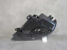 Laden Sie das Bild in den Galerie-Viewer, Frontscheinwerfer Audi Q7 Xenon Rechts Scheinwerfer Headlight