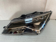 Laden Sie das Bild in den Galerie-Viewer, Frontscheinwerfer Seat Leon 5F1941773A LED Links Scheinwerfer Headlight