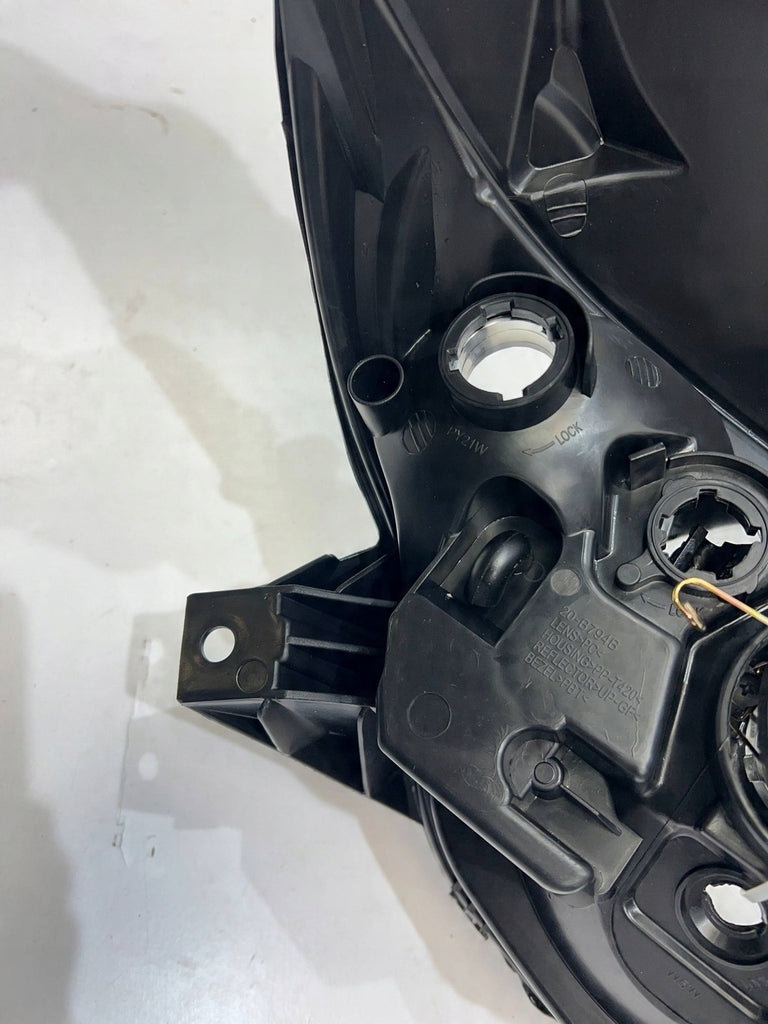 Frontscheinwerfer Dacia Sandero I Links Scheinwerfer Headlight