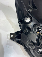 Laden Sie das Bild in den Galerie-Viewer, Frontscheinwerfer Dacia Sandero I Links Scheinwerfer Headlight