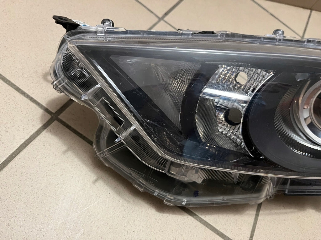 Frontscheinwerfer Toyota 4 Yaris Links Scheinwerfer Headlight
