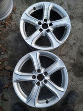 Load image into Gallery viewer, 1x Alufelge 17 Zoll 7.5&quot; 5x112 45ET Silber 8K0601025 Audi A4 B8 Rim Wheel