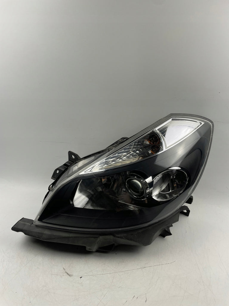 Frontscheinwerfer Renault Clio III 8200865607 Ein Stück (Rechts oder Links) SCH2613183746iw