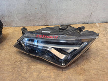 Laden Sie das Bild in den Galerie-Viewer, Frontscheinwerfer Seat Ateca 576941007F LED Links Scheinwerfer Headlight SCH9335908239up