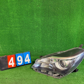 Frontscheinwerfer Toyota Yaris Links Scheinwerfer Headlight SCH5817907781qr