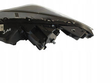 Laden Sie das Bild in den Galerie-Viewer, Frontscheinwerfer Mazda 3 BSB551030 Rechts Scheinwerfer Headlight SCH6530294157at