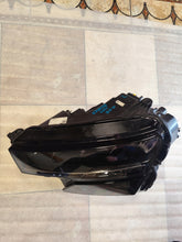 Laden Sie das Bild in den Galerie-Viewer, Frontscheinwerfer Skoda Karoq 57B941009 LED Links Scheinwerfer Headlight SCH5110304578hl