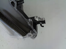 Load image into Gallery viewer, Frontscheinwerfer Toyota Yaris Full LED Rechts Scheinwerfer Headlight SCH8684740340qs
