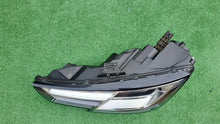 Load image into Gallery viewer, Frontscheinwerfer Audi A4 B9 8W0941005 Xenon Links Scheinwerfer Headlight