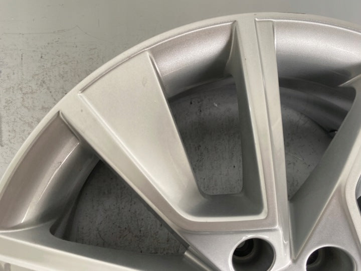 1x Alufelge 17 Zoll 6.5" 5x100 40ET Glanz Silber 658601025C Skoda Kamiq FEL5252124872mk