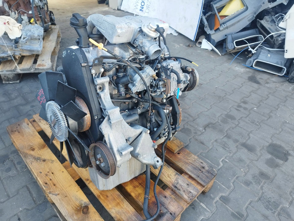 Motor VW Transporter ACV 2.5 TDI 102PS 75kW 184TKm Diesel Engine Komplett