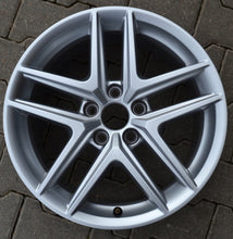 Load image into Gallery viewer, 1x Alufelge 17 Zoll 7.5" 5x112 29ET Glanz Silber 8W9601025 Audi Rim Wheel FEL8546610410ke