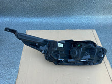 Laden Sie das Bild in den Galerie-Viewer, Frontscheinwerfer Kia Ceed 92101J7500 Full LED Links Scheinwerfer Headlight