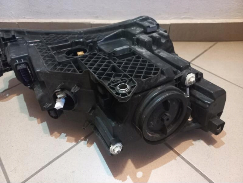 Frontscheinwerfer Skoda Superb III 3V1941015A Links Scheinwerfer Headlight