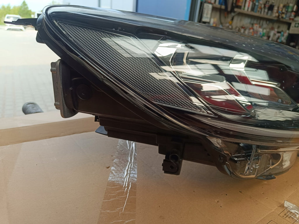 Frontscheinwerfer Ford Kuga LV4B-13E014-FE 20244B-13E014-FE LED Rechts Headlight SCH3275408486be