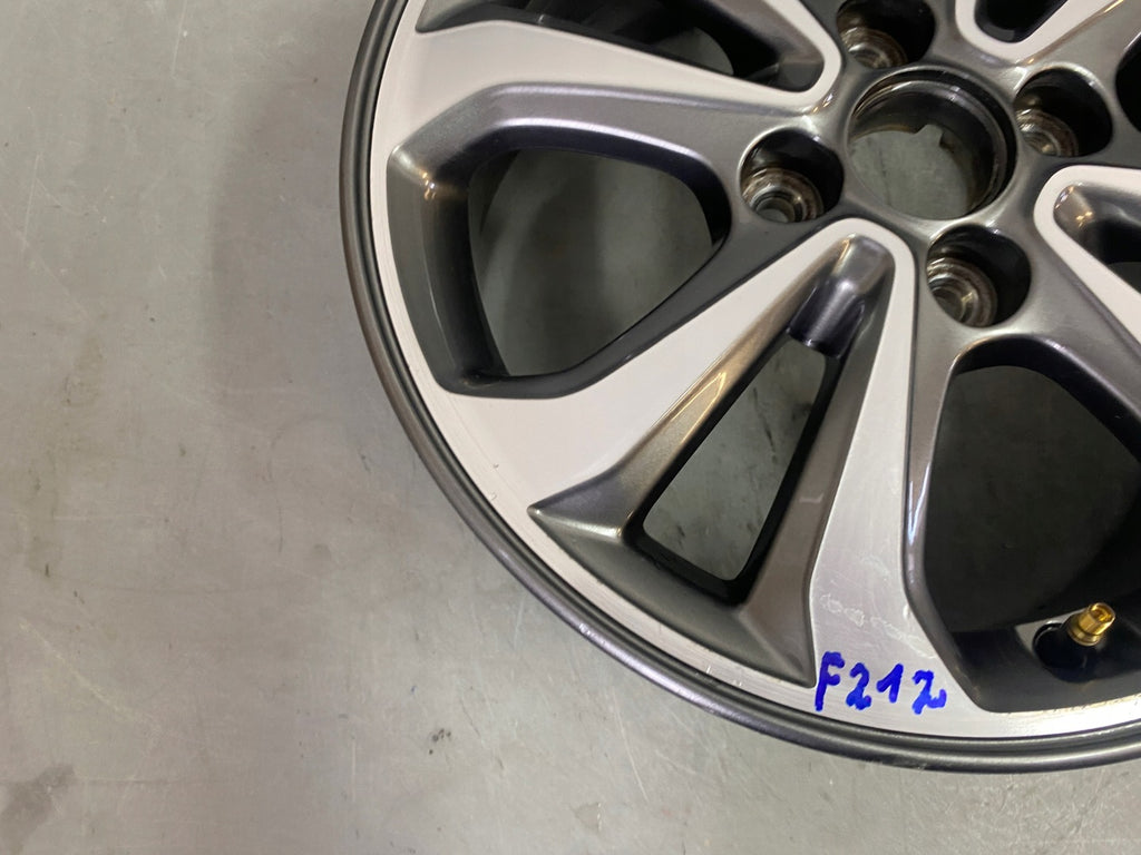 1x Alufelge 15 Zoll 6.0" 4x100 47ET Glanz Grau 52910-C8800 Hyundai I10 Mg