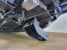 Laden Sie das Bild in den Galerie-Viewer, Frontscheinwerfer Mitsubishi Outlander III ECM921-22A20 Rechts Headlight