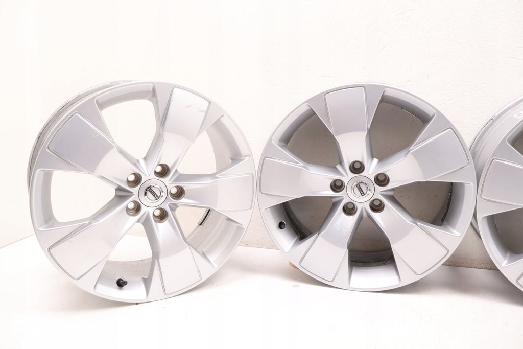 4x Alufelge 18 Zoll 7.5" 5x108 50 5ET Glanz Silber 31471553 Volvo Xc40 Rim Wheel FEL1483128526rv
