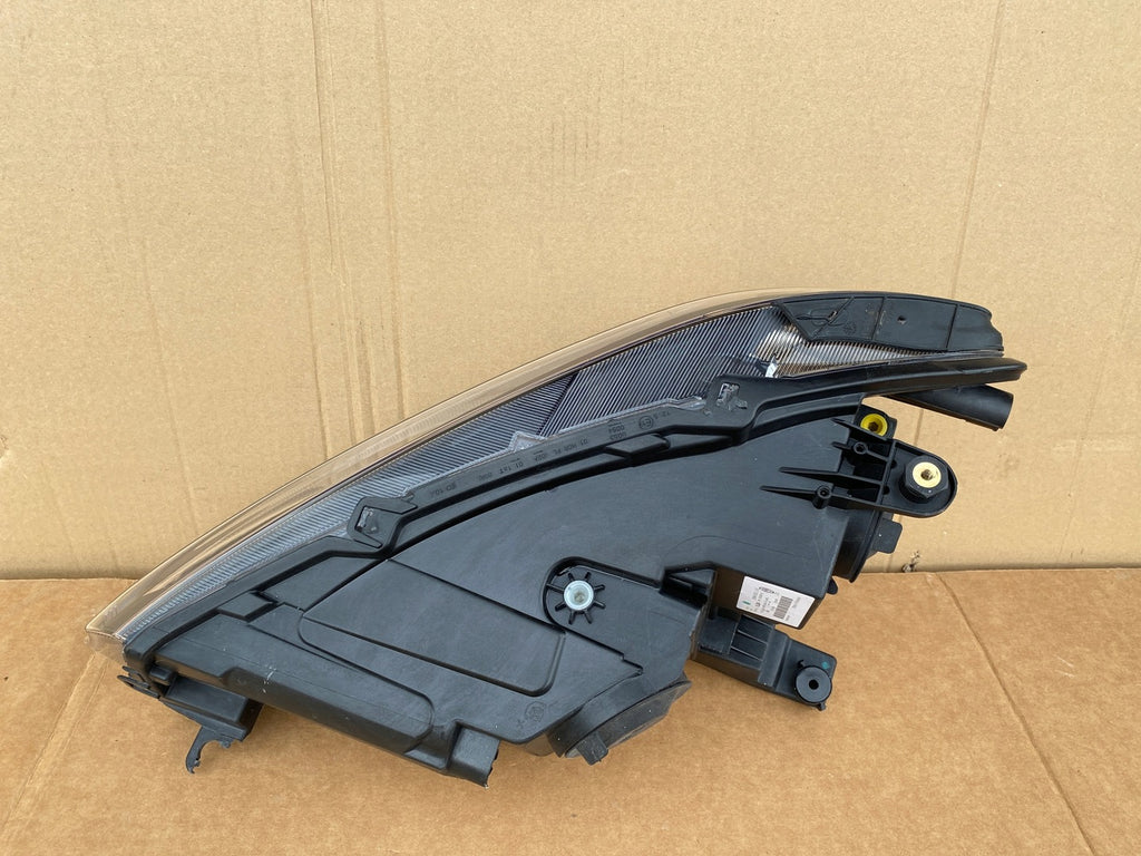 Frontscheinwerfer VW Caddy 2K8941006C Rechts Scheinwerfer Headlight SCH8306549872jr