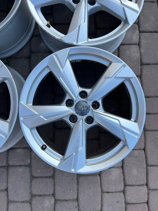 4x Alufelge 18 Zoll 8.0" 5x112 39ET 4K0601025D Audi Rim Wheel FEL6641112163xa