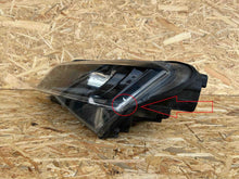 Laden Sie das Bild in den Galerie-Viewer, Frontscheinwerfer Skoda Superb I 3V1941015B Ein Stück (Rechts oder Links)