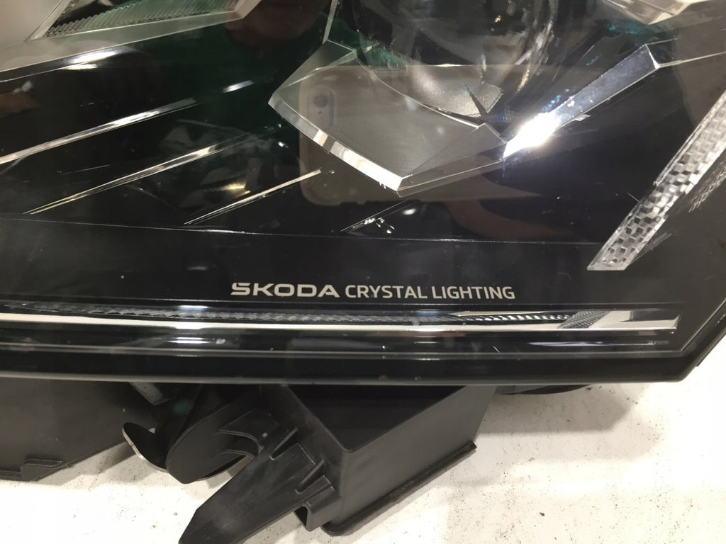 Frontscheinwerfer Skoda Octavia IV 5E4941035 LE22A64980301134233 LED Links SCH4303636872ul