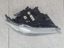 Load image into Gallery viewer, Frontscheinwerfer BMW E91 E90 72025909 Xenon Rechts Scheinwerfer Headlight SCH8423806232wk