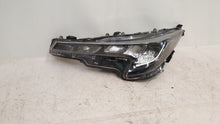 Laden Sie das Bild in den Galerie-Viewer, Frontscheinwerfer Toyota Corolla 8115002S60 LED Links Scheinwerfer Headlight