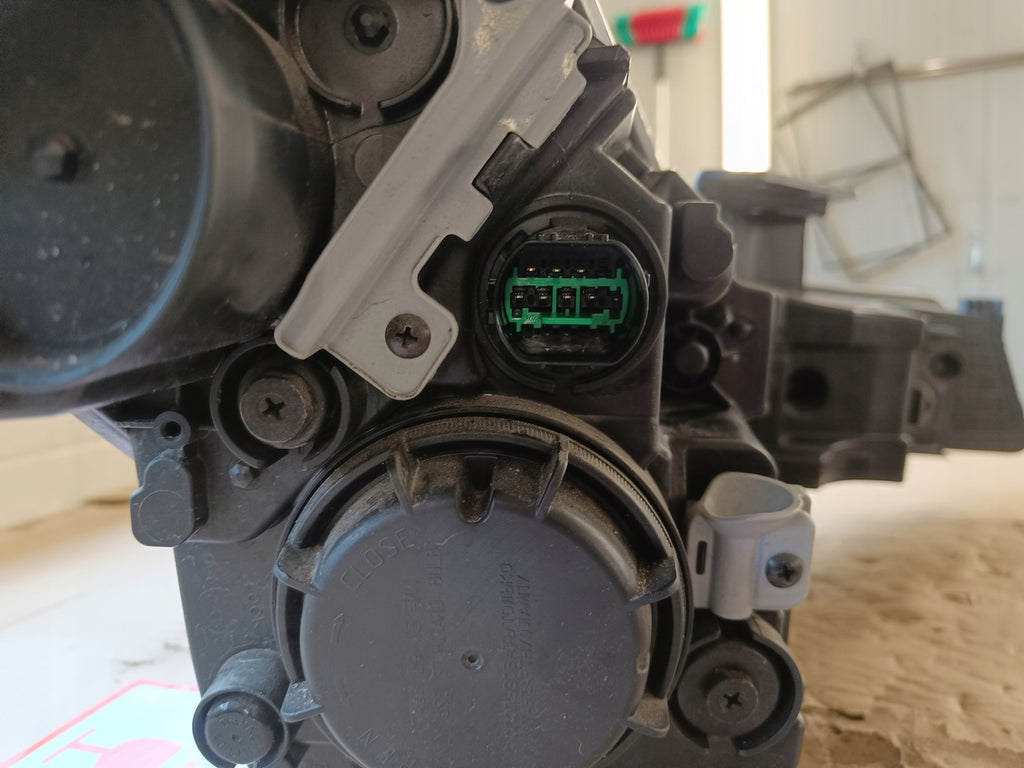 Frontscheinwerfer Hyundai Elantra VII 92101-AA LED Links Scheinwerfer Headlight