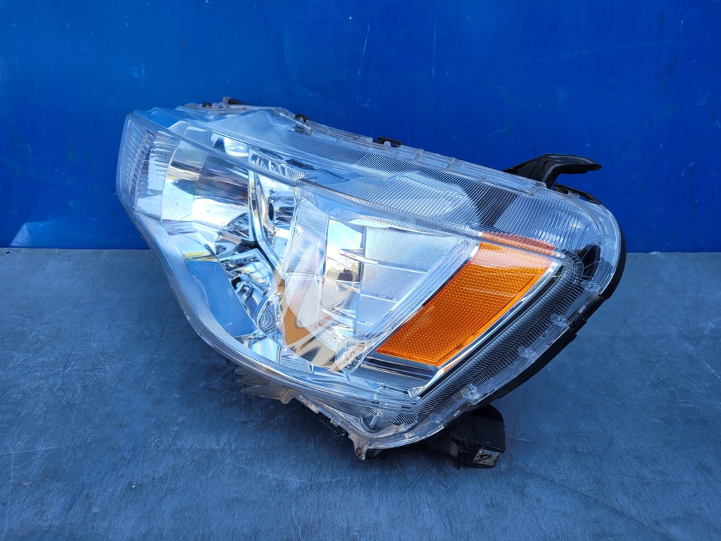Frontscheinwerfer Mitsubishi Outlander II P8926 85122000 Xenon Links Headlight SCH5646452212xm