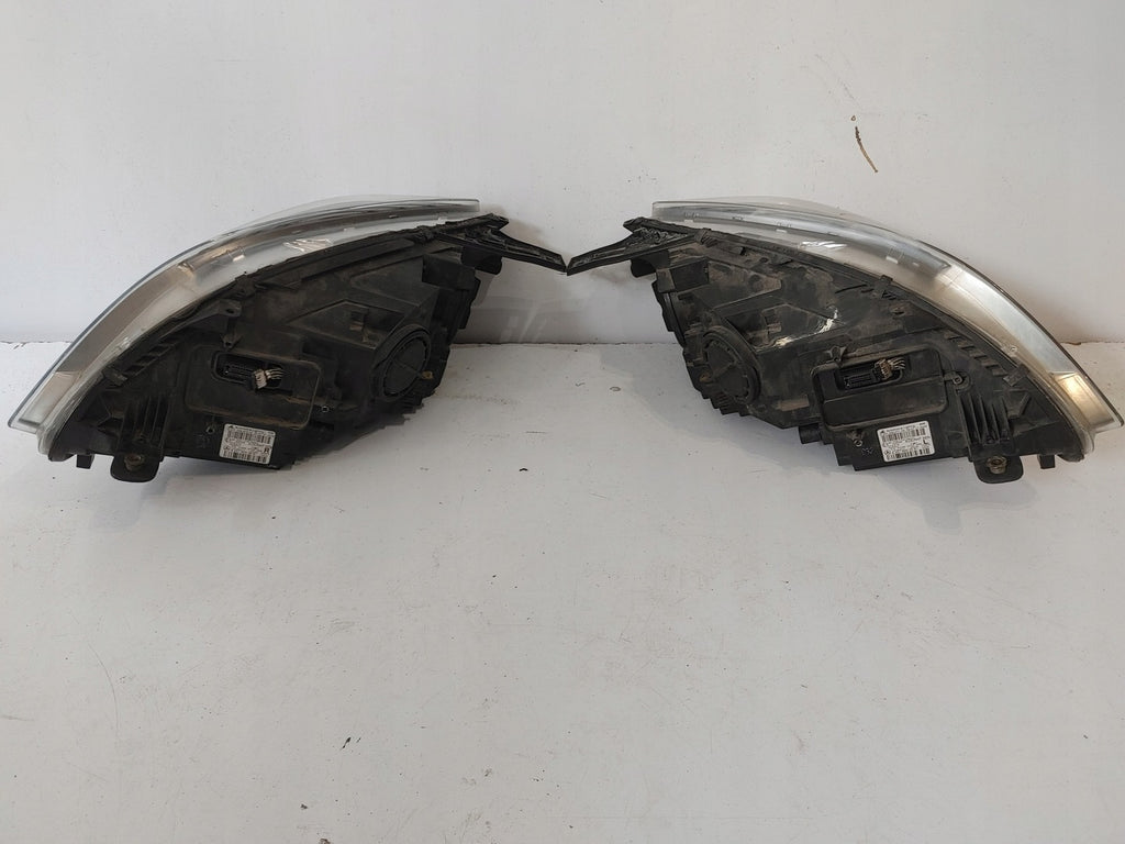 Frontscheinwerfer Mercedes-Benz W251 A2518203661 Xenon Ein Satz Headlight