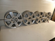 Laden Sie das Bild in den Galerie-Viewer, 4x Alufelge 16 Zoll 6.5" 5x112 50ET Glanz Silber 1T0601025C VW Touran Rim Wheel FEL8805388623fv
