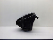 Laden Sie das Bild in den Galerie-Viewer, Frontscheinwerfer Land Rover Defender L8B2-13W030 LED Rechts oder Links