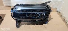 Laden Sie das Bild in den Galerie-Viewer, Frontscheinwerfer Jeep 522187190 522187150 LED Ein Satz Scheinwerfer Headlight SCH5070956644jw
