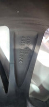 Load image into Gallery viewer, 1x Alufelge 18 Zoll 8.0" 5x112 44ET 3V0601025Q 3V0601025P Skoda Superb Iii FEL7178597100zx
