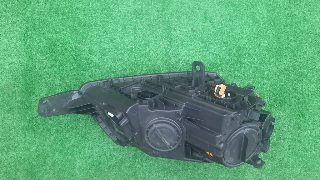 Frontscheinwerfer Skoda Yeti 5L1941015 Xenon Links Scheinwerfer Headlight