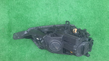 Laden Sie das Bild in den Galerie-Viewer, Frontscheinwerfer Skoda Yeti 5L1941015 Xenon Links Scheinwerfer Headlight