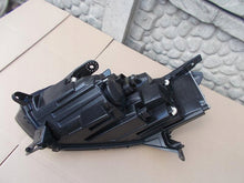 Load image into Gallery viewer, Frontscheinwerfer Dacia Sandero III 260107920 Rechts Scheinwerfer Headlight SCH9588717580jv