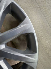 Load image into Gallery viewer, 1x Alufelge 16 Zoll 6.5" 4x108 40ET AY11-1007-DB Ford Fiesta I Rim Wheel FEL8650010670ui