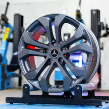 Laden Sie das Bild in den Galerie-Viewer, 4x Alufelge 17 Zoll 7.5" 5x112 36ET Glanz Silber Mercedes-Benz Glc X253 Mg FEL5274160163se
