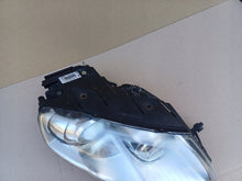 Load image into Gallery viewer, Frontscheinwerfer VW Passat 3C0941754G Xenon Rechts Scheinwerfer Headlight SCH3770304029pp