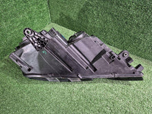 Load image into Gallery viewer, Frontscheinwerfer Skoda Octavia III Links Scheinwerfer Headlight SCH7994342578le