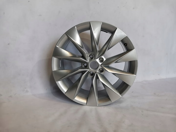 1x Alufelge 19 Zoll 8.0" 5x112 45ET 5LA601025 Skoda Enyaq Rim Wheel FEL3536424918mv